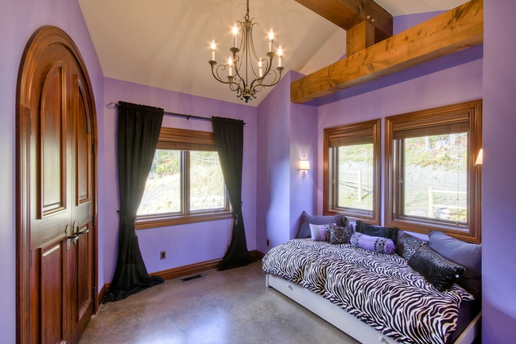 image_path_id14_253 Purple Bedroom