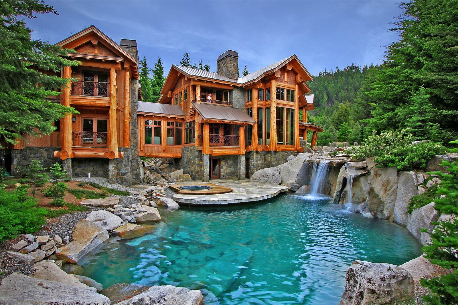 Tumble Creek Post and Beam Log Home Design.