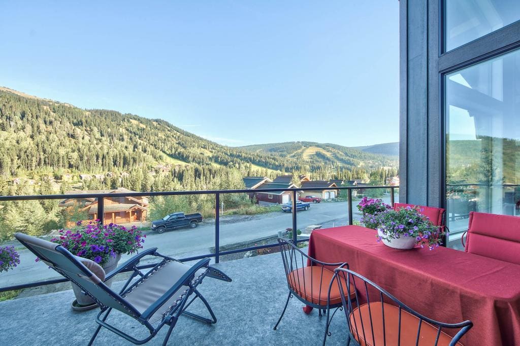 Timber Wolf Bed and Breakfast Timber Frame Design 12 | Streamline Design Ltd Looking over the view of the hills from a large deck